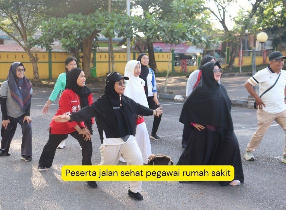 RSUD Raja Ahmad Tabib Gelar Jalan Sehat Germas: Langkah Kecil Menuju Hidup Sehat